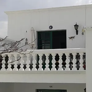 Fabulous 1-bed In Puerto Del Carmen Apartment Puerto del Carmen (Lanzarote)